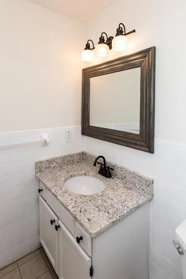 Latitude Adjustment Villa Virginia Beach United States